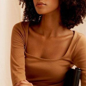 Kotn - Square Neck Long Sleeve Top